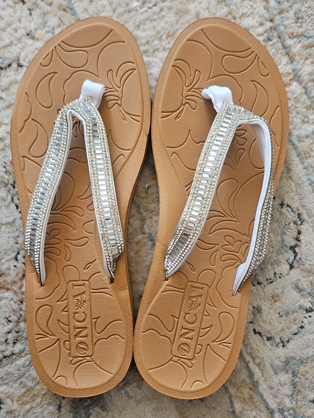 ONCAI Silver Blingy Flip Flop Sandals. Never Worn